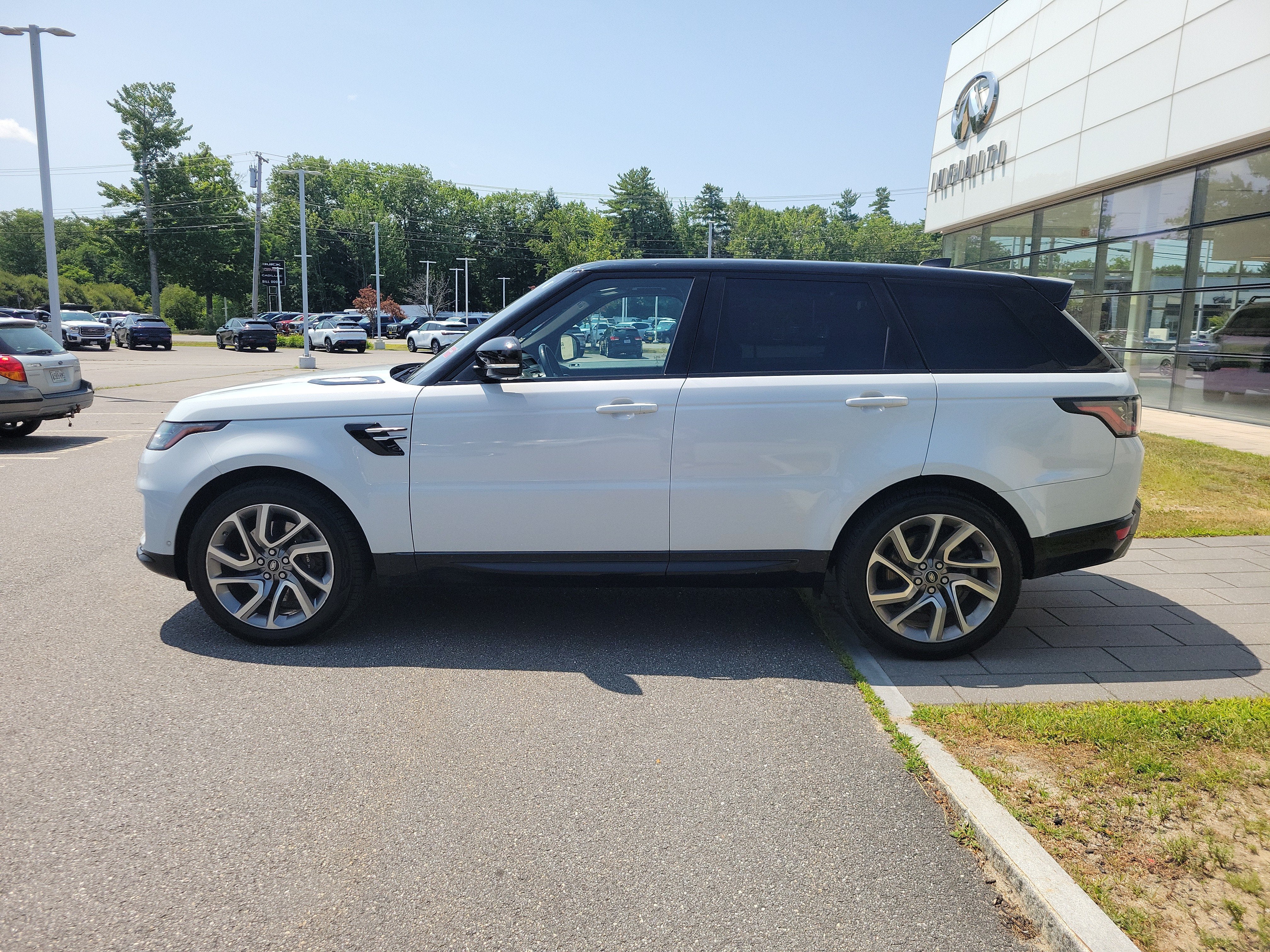 land rover range rover sport 2018 SALWR2RE0JA196245 image land rover range rover sport 2018 SALWR2RE0JA196245 image